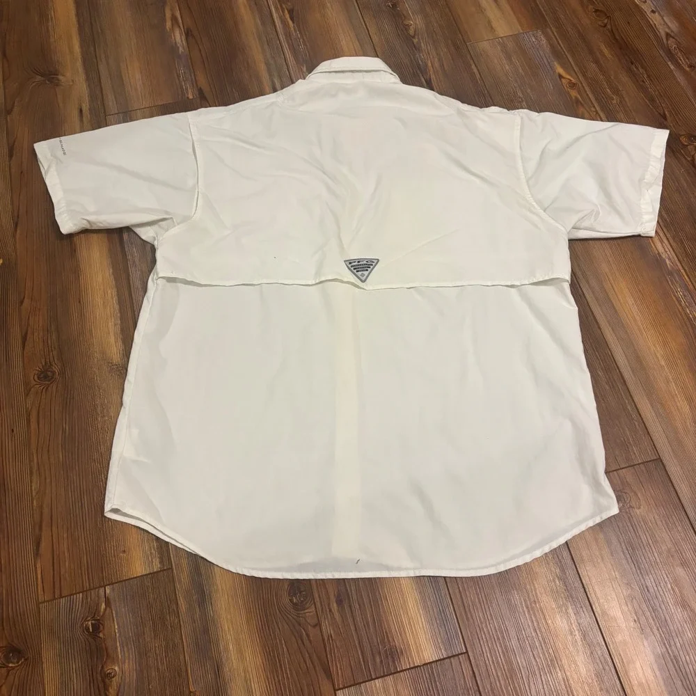 Columbia PFG Tennessee Volunteers Fishing Shirt Mens Medium White Short Sleeve